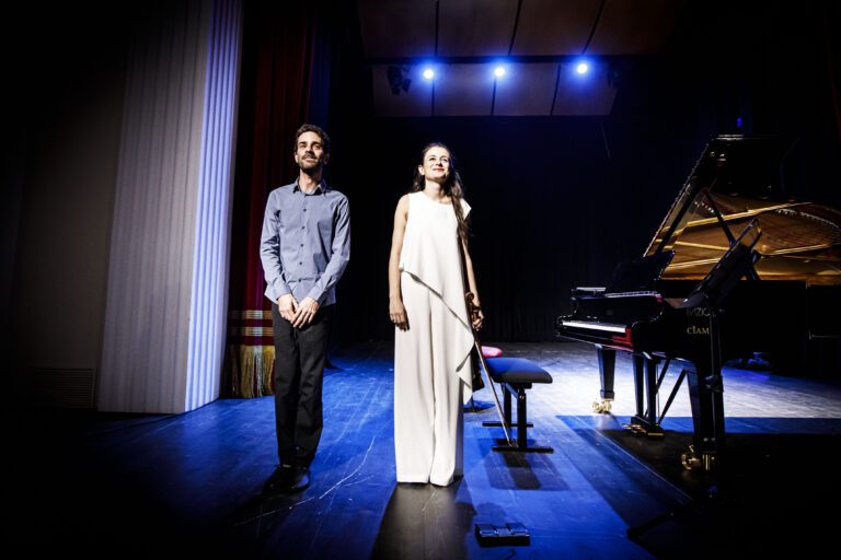 Tarquinia, Teatro Comunale Rossella Falk 01 10 2023. FESTIVAL DELLA TUSCIA - Liya Petrova e Adam Laloum. foto ©FLAVIO IANNIELLO